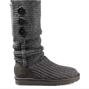 Ugg pull on knit boots